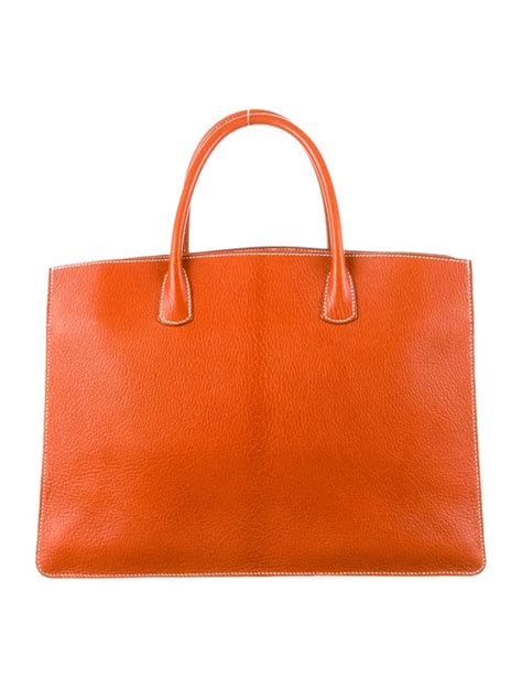 hermes whitebus tote.